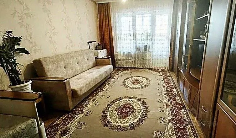 3-к кв. Омская область, Омск ул. Завертяева, 18к1 (65.7 м) - Фото 1