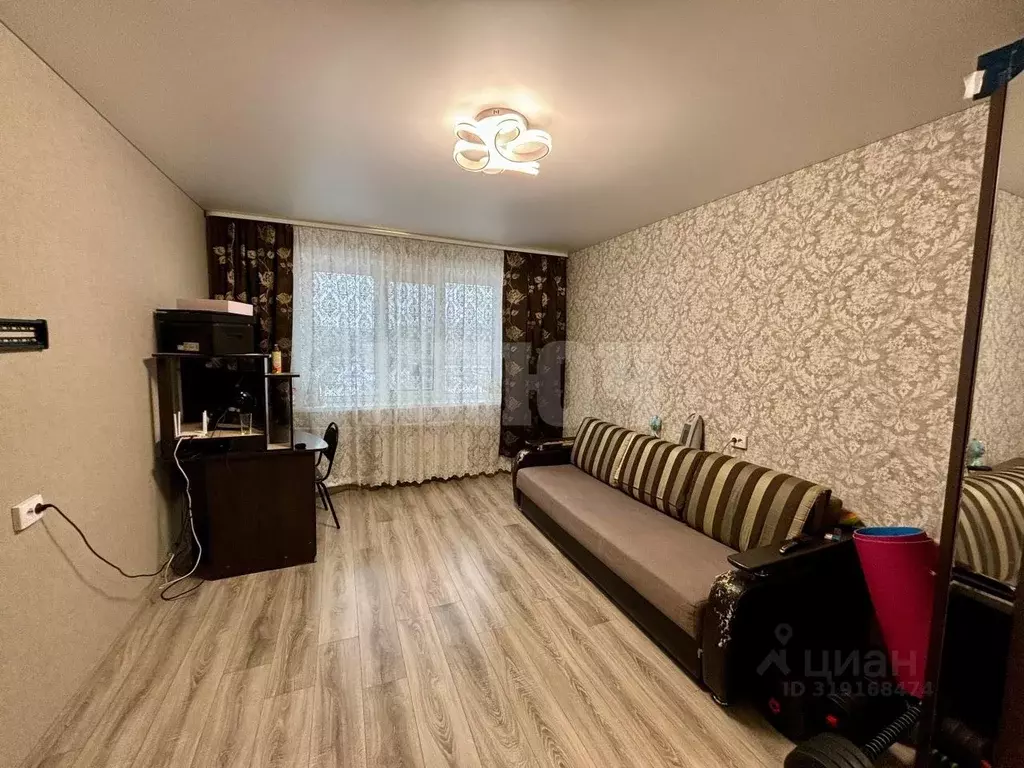 3-к кв. Вологодская область, Сокол Советская ул., 72 (65.4 м) - Фото 0
