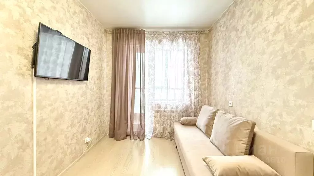 1-к кв. Новосибирская область, Новосибирск ул. Ясный Берег, 10 (43.0 ... - Фото 0