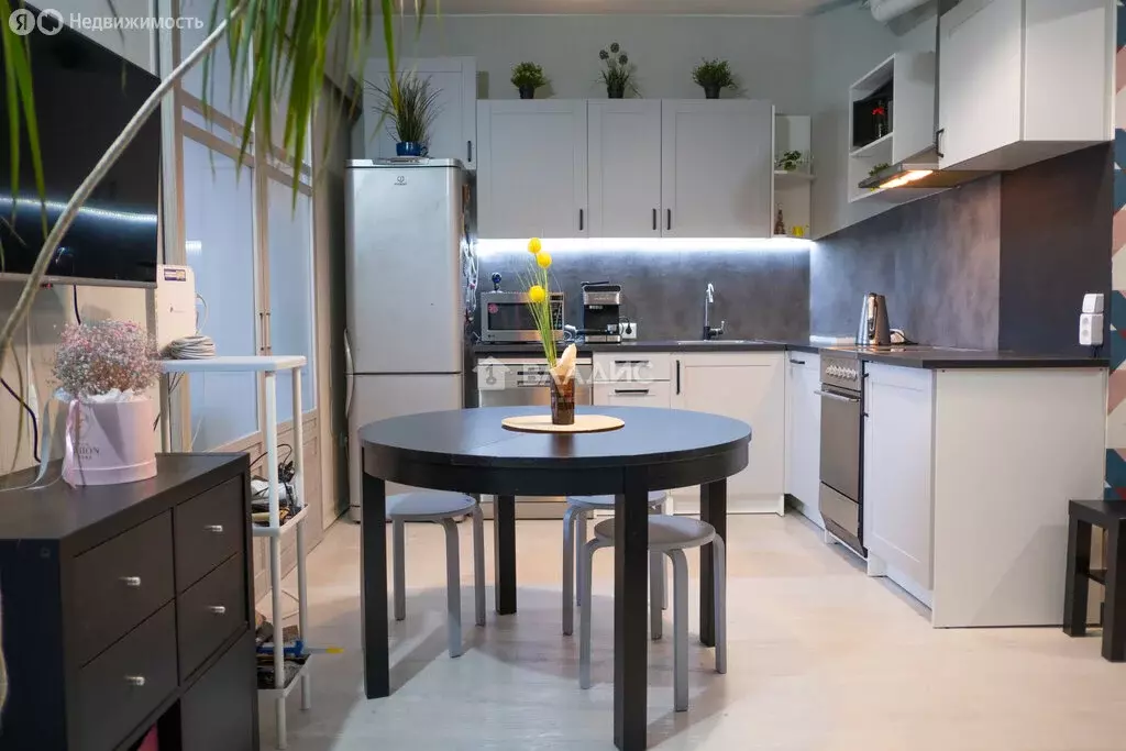 2-комнатная квартира: Иркутск, улица Безбокова, 30/8 (52 м) - Фото 1