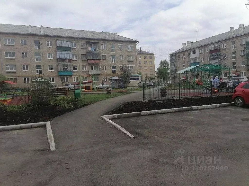2-к кв. Башкортостан, Учалы ул. Муртазина, 18 (41.8 м) - Фото 1