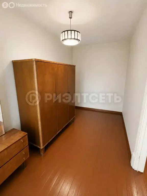 2-комнатная квартира: Мурманск, улица Вице-адмирала Николаева, 9 (46 ... - Фото 2