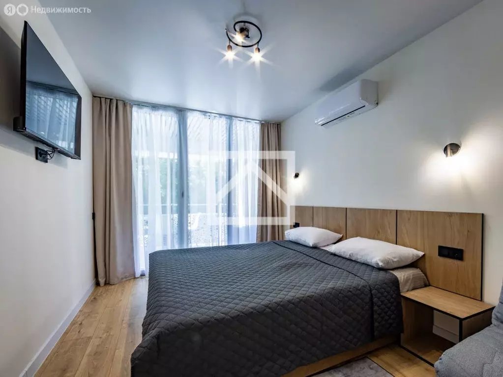 Квартира-студия: Алушта, улица Глазкрицкого, 17 (32 м) - Фото 0