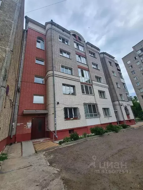 4-к кв. Кировская область, Киров ул. Герцена, 72 (112.0 м) - Фото 0