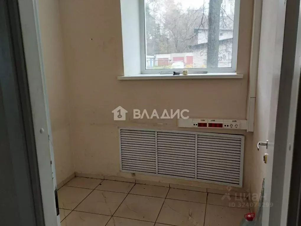 Помещение свободного назначения в Владимирская область, Ковров просп. ... - Фото 1