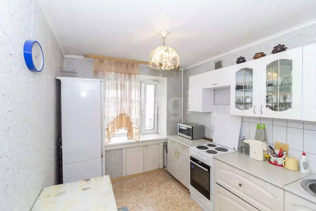 3-к кв. Тюменская область, Тюмень ул. Карла Маркса, 110А (60.4 м) - Фото 1