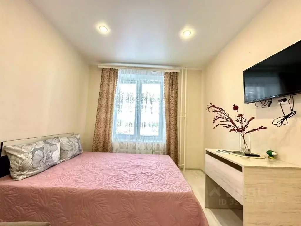 1-к кв. Тюменская область, Тобольск 15-й мкр, 42 (40.0 м) - Фото 2