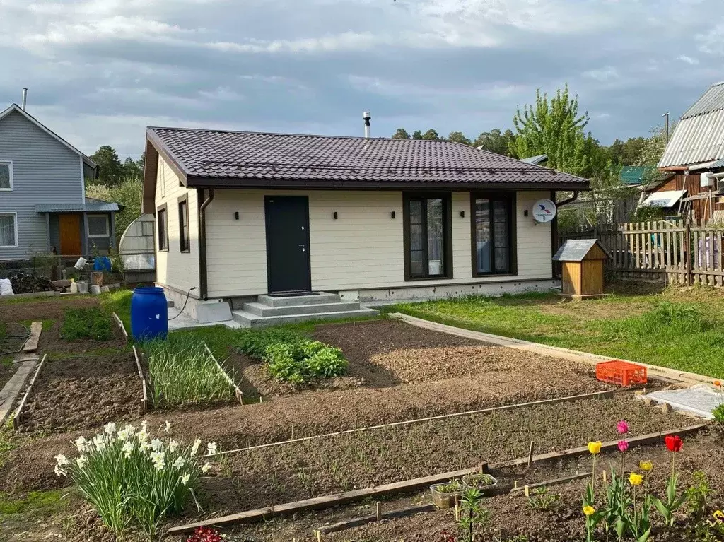 Дом в Свердловская область, Екатеринбург Кедр СНТ, 80 (62 м) - Фото 1