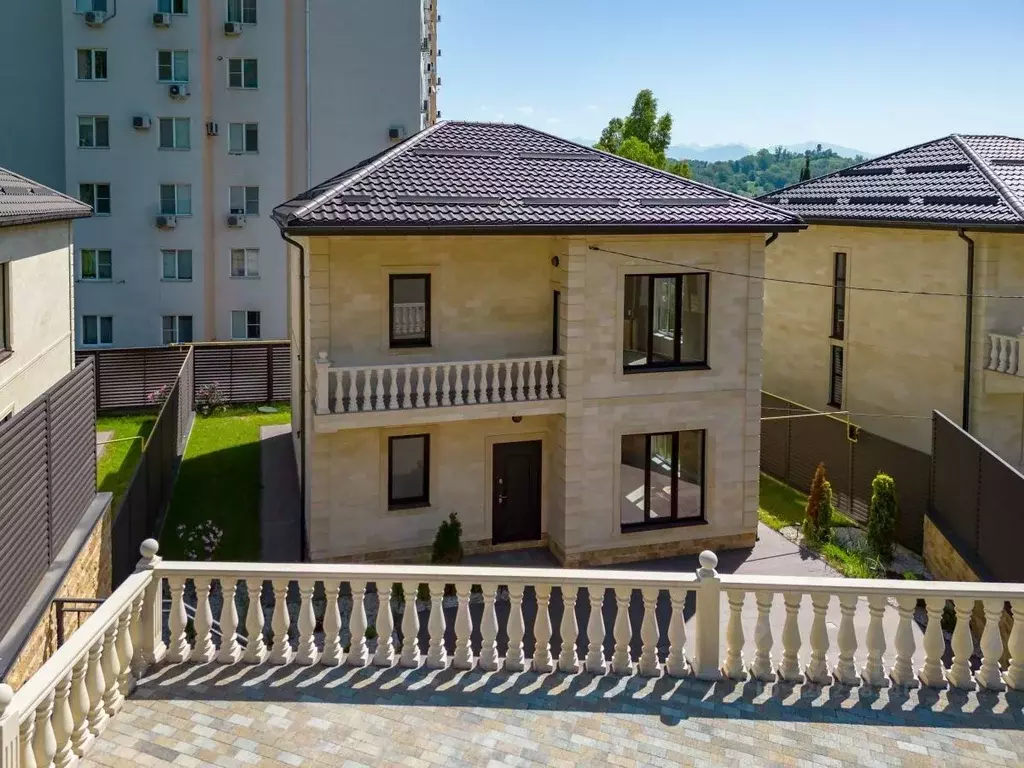 Дом в Краснодарский край, Сочи ул. Гастелло, 33/2Г (160 м) - Фото 1