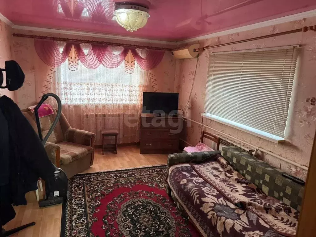 Дом в Ростовская область, Неклиновский район, с. Вареновка Советская ... - Фото 1