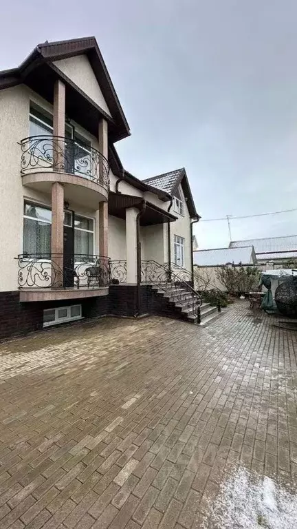 Дом в Ставропольский край, Ессентуки Октябрьская ул., 367 (406 м) - Фото 1