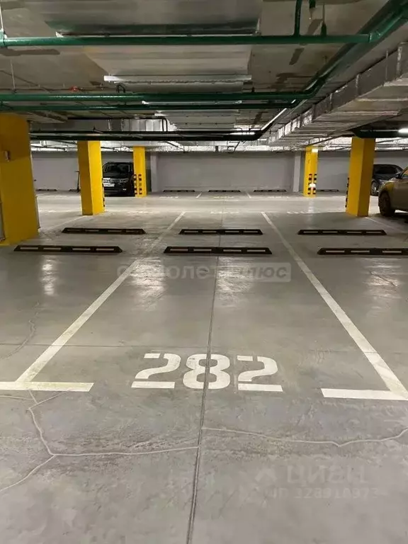 Гараж в Москва ул. Братьев Гранат, 6 (14 м) - Фото 1