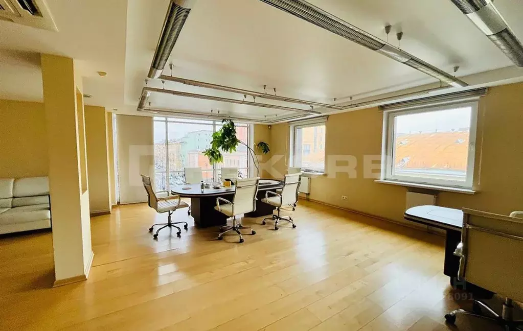 Офис в Санкт-Петербург просп. Большой Петроградской стороны, 48 (257 ... - Фото 1