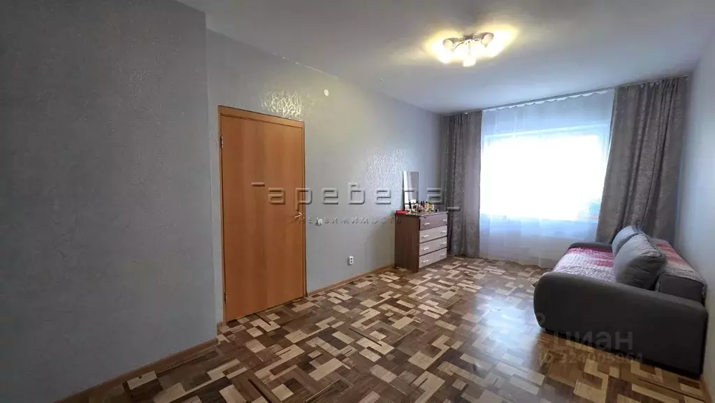 1-к кв. Красноярский край, Красноярск наб. Ярыгинская, 11 (36.7 м) - Фото 2