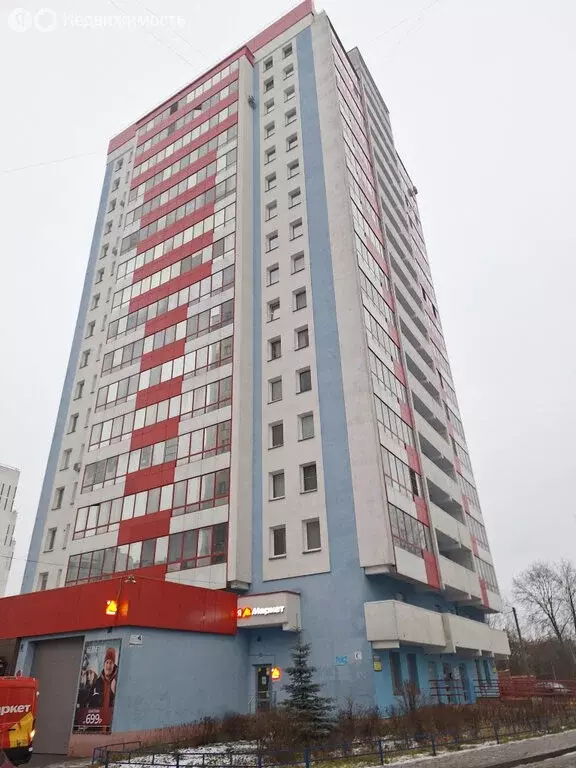 1-комнатная квартира: Киров, Чистопрудненская улица, 2 (42.7 м) - Фото 1