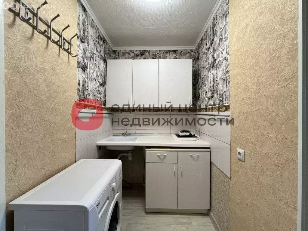 1к в 8-комнатной квартире (20 м) - Фото 1