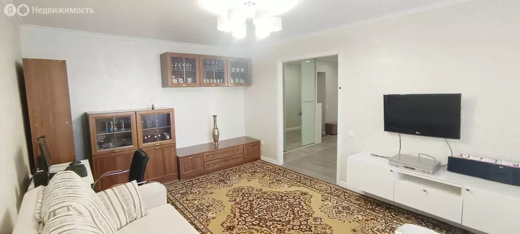 3-комнатная квартира: Уфа, улица Сун-Ят-Сена, 11 (80 м) - Фото 2