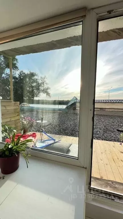 2-к кв. Омская область, Омск наб. Иртышская, 12 (45.0 м) - Фото 1