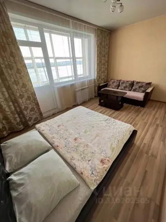 1-к кв. Иркутская область, Иркутск наб. Верхняя, 145/11 (42.0 м) - Фото 1
