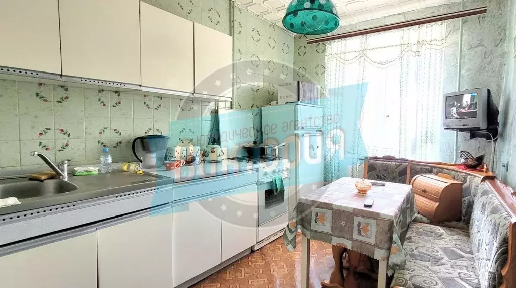 2-к кв. Орловская область, Мценск ул. Ленина, 204 (58.3 м) - Фото 0
