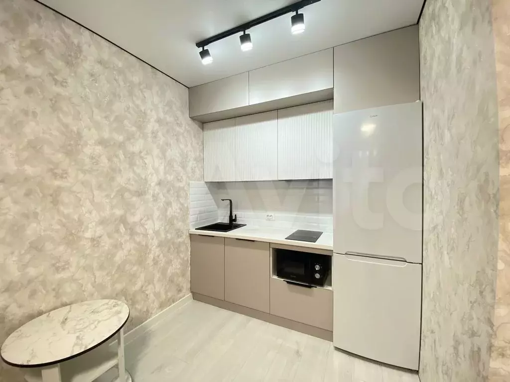 2-к. квартира, 40 м, 2/5 эт. - Фото 1