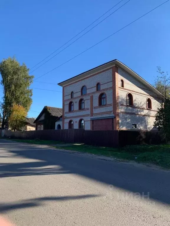 Дом в Тверская область, Максатиха пгт ул. Кооперативная, 9 (254 м) - Фото 2