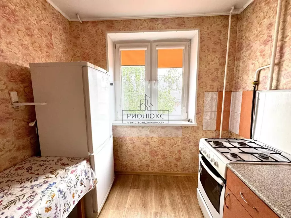 1-к кв. Челябинская область, Челябинск ул. Дзержинского, 83 (30.8 м) - Фото 1