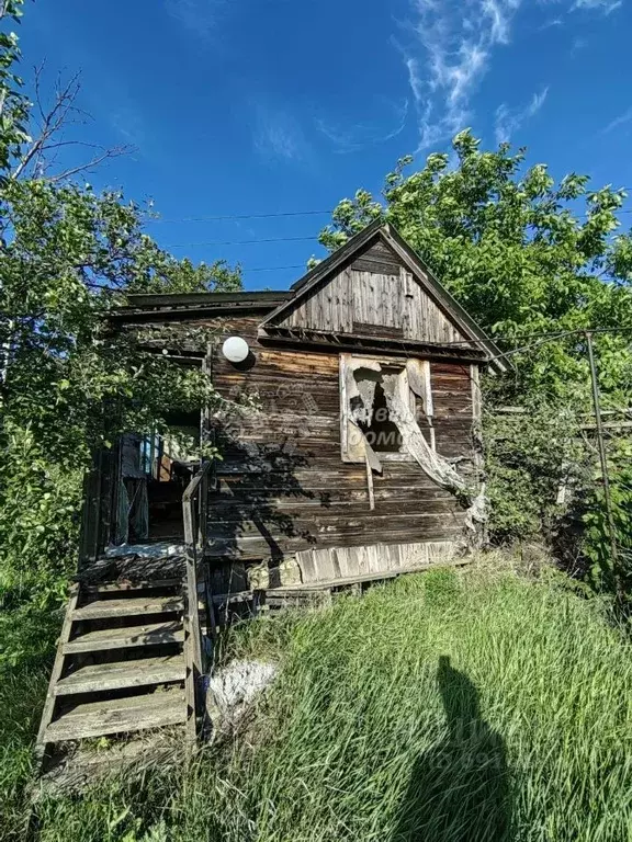 Дом в Волгоградская область, Волгоград ул. Джамбула Джабаева (40 м) - Фото 1