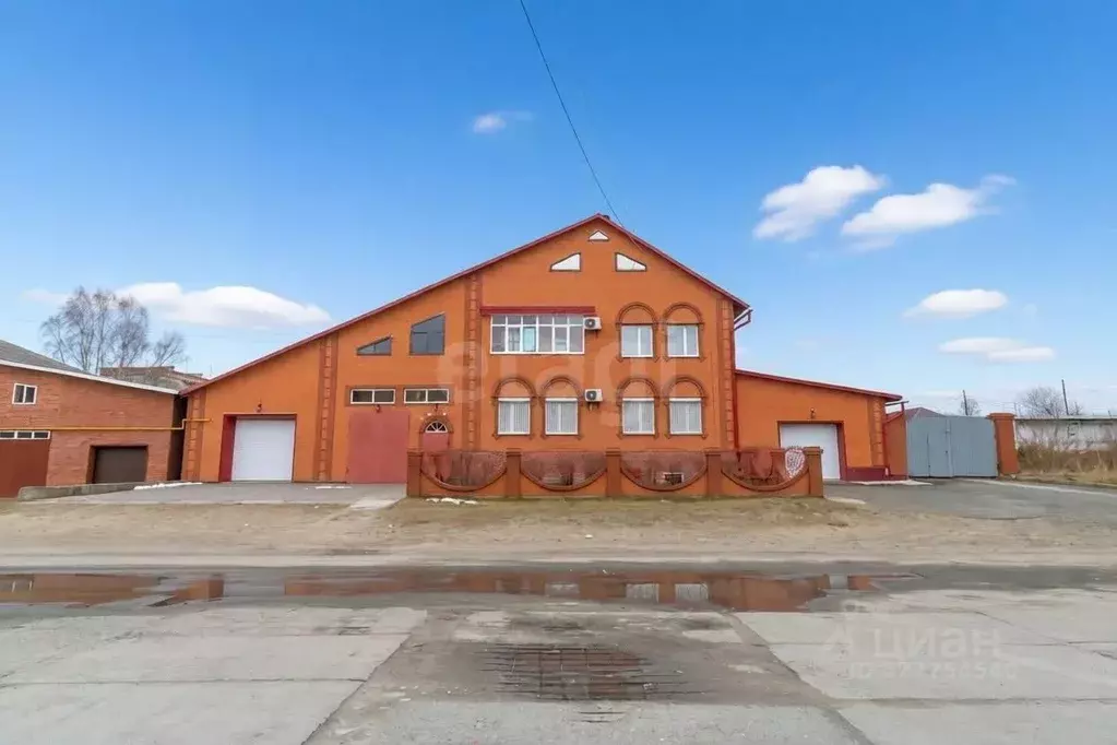 Дом в Свердловская область, Тавда Советская ул. (342 м) - Фото 1