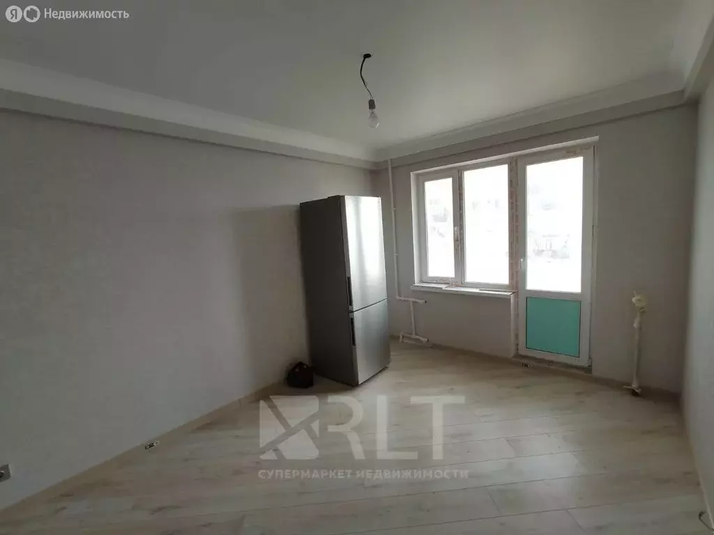 2-комнатная квартира: Каспийск, улица Магомедали Магомеджановa, 18к1 ... - Фото 0