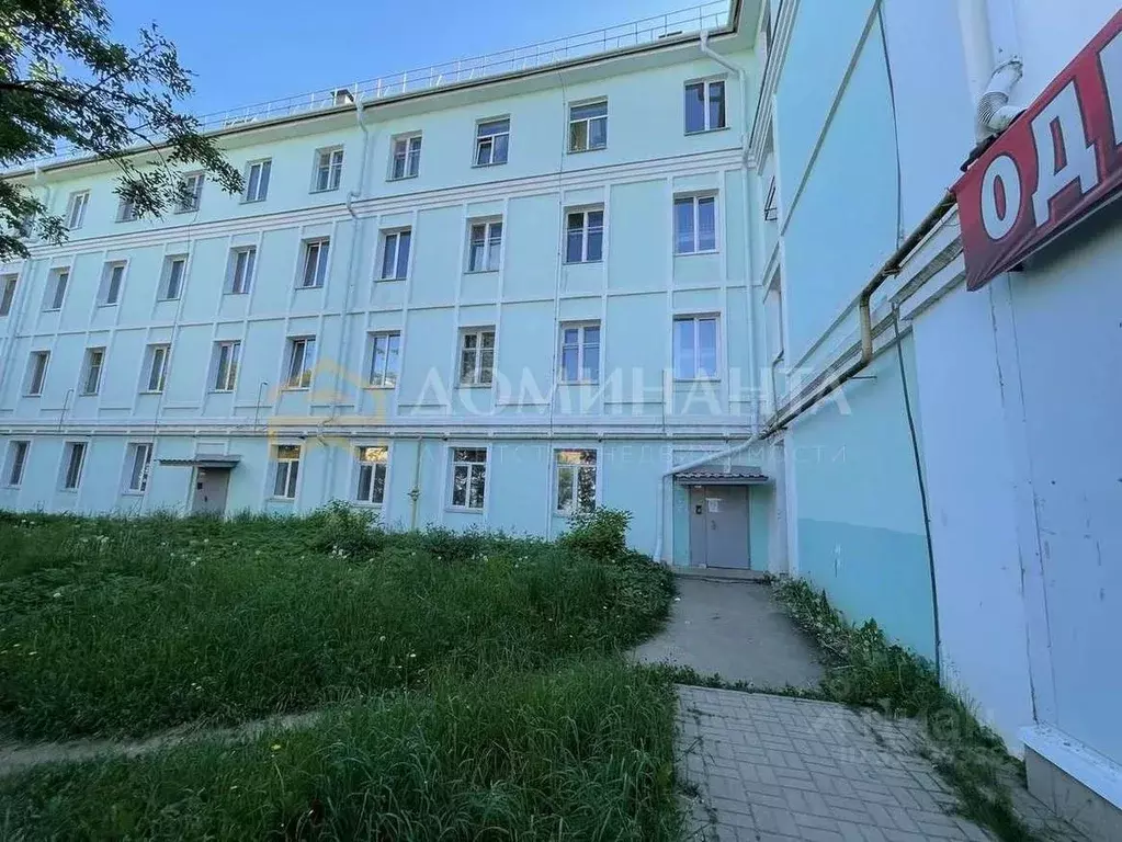 3-к кв. Смоленская область, Ярцево Советская ул., 14 (80.0 м) - Фото 0