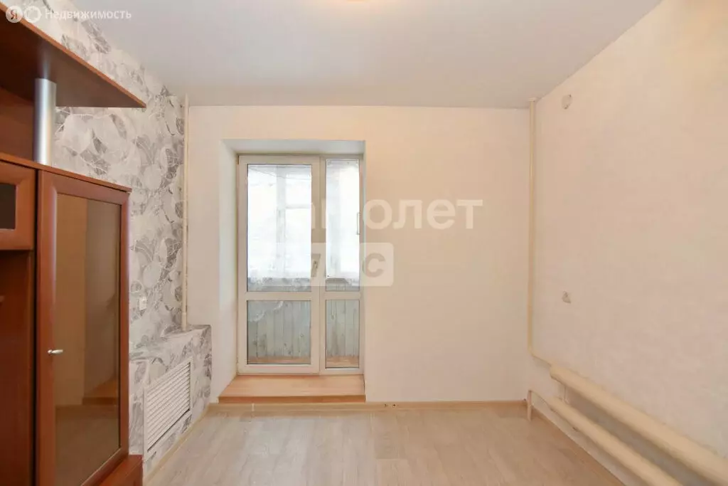 Квартира-студия: Киров, улица Ивана Попова, 35А (11.9 м) - Фото 1