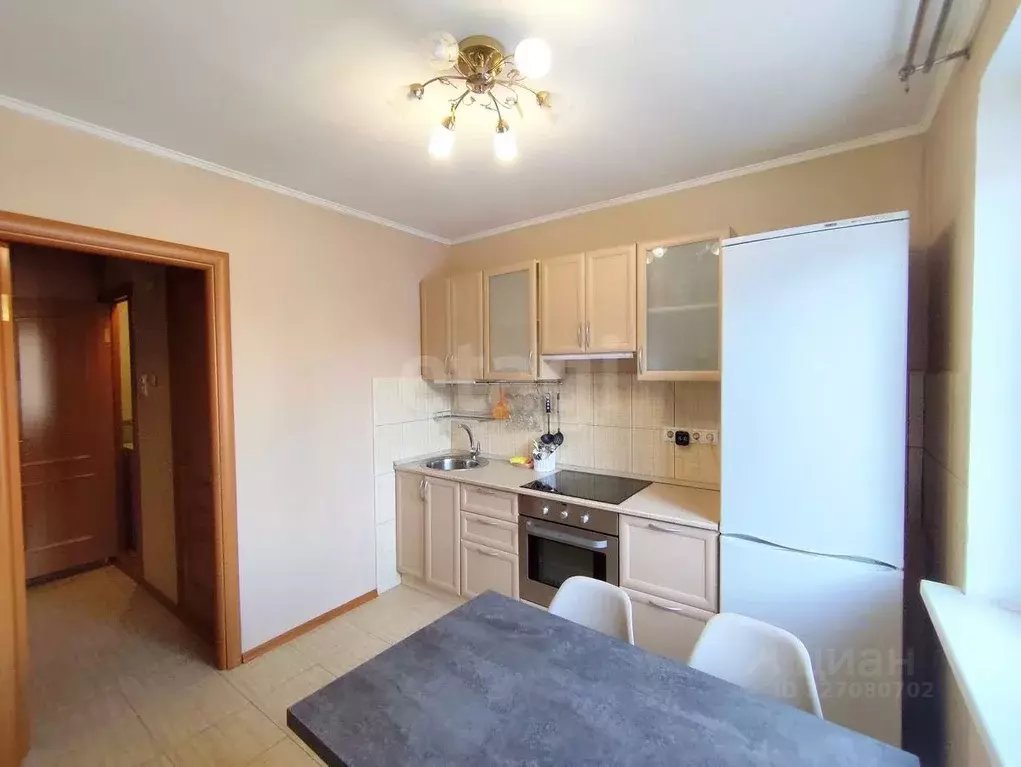 2-к кв. Тюменская область, Тюмень Заречный проезд, 2 (50.4 м) - Фото 1