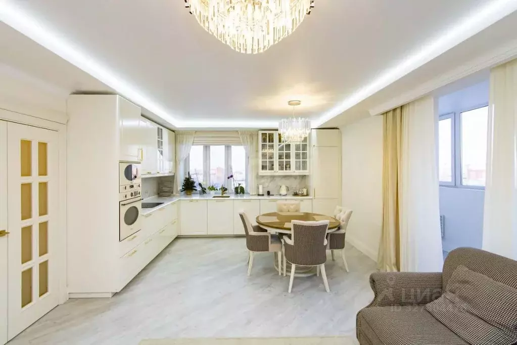 3-к кв. Тюменская область, Тюмень Фабричная ул., 9 (123.2 м) - Фото 1