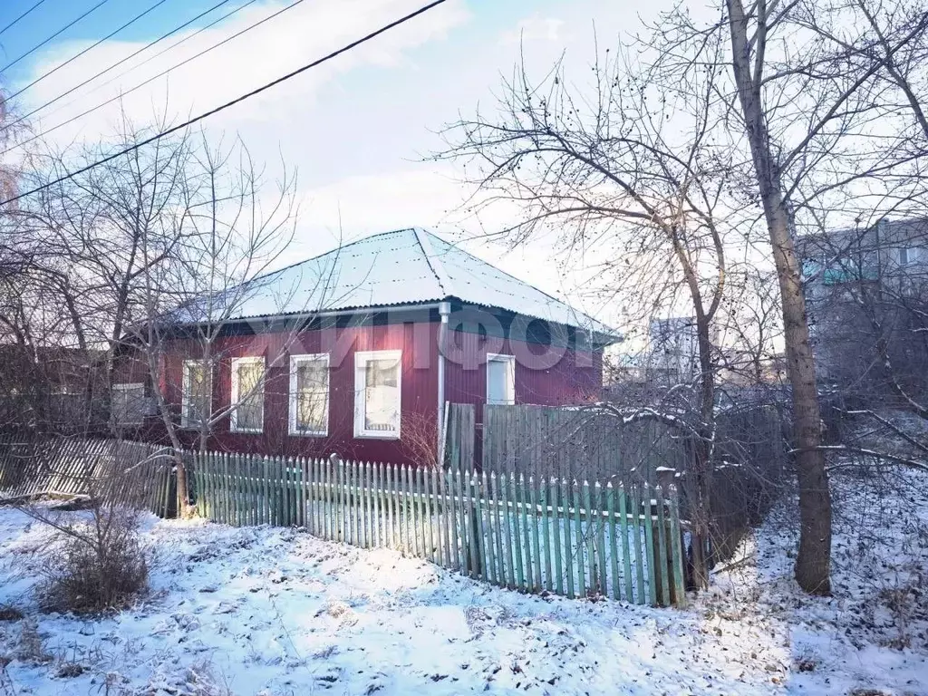 Дом в Хакасия, Алтайский район, с. Белый Яр ул. Ленина (50 м) - Фото 1