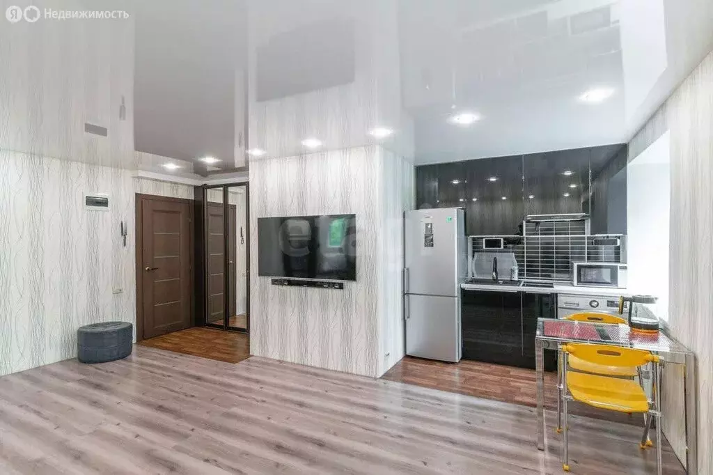 2-комнатная квартира: Омск, улица Серова, 4Б (43 м) - Фото 2