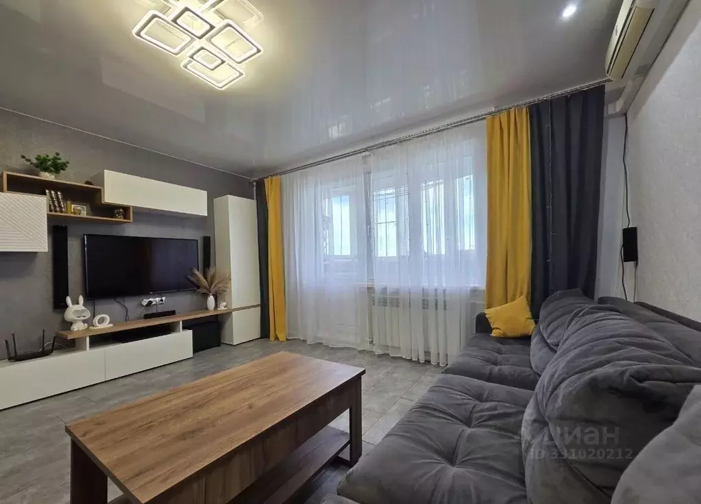 3-к кв. Калужская область, Калуга ул. Суворова, 31 (70.0 м) - Фото 1