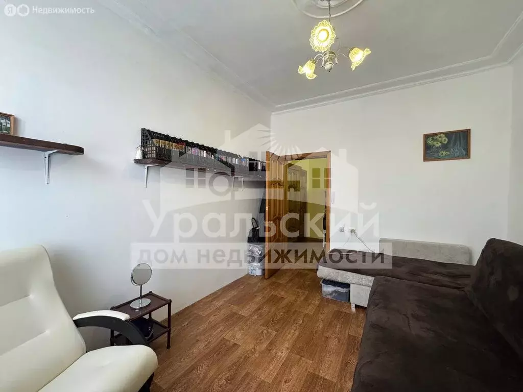 2-комнатная квартира: Алапаевск, улица Софьи Перовской, 3 (42.7 м) - Фото 2