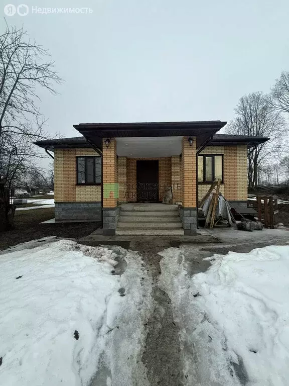 Дом в село Новая Слободка, улица Чуевка (86 м) - Фото 1