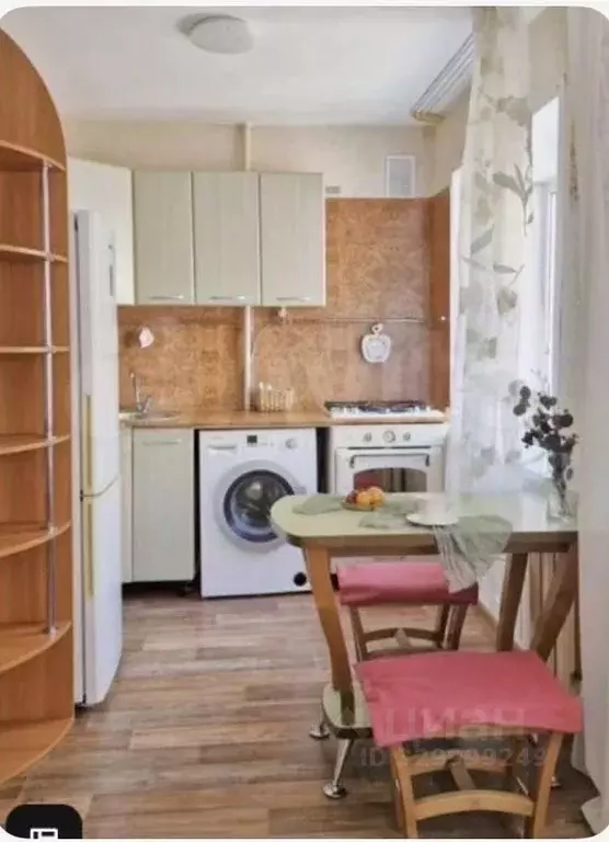 Студия Пермский край, Пермь ул. Плеханова, 61 (30.3 м) - Фото 1