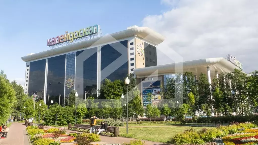 Помещение свободного назначения в Москва Сходненская ул., 56 (977 м) - Фото 1