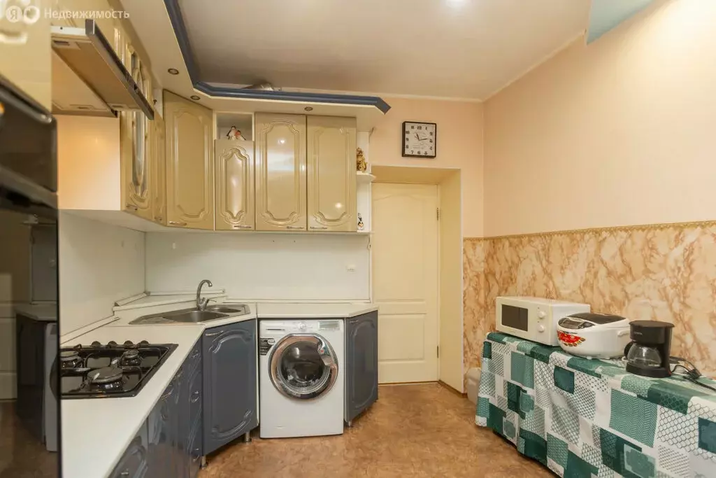 Дом в Оренбург, микрорайон Красный Городок, Коммунистическая улица, 27 ... - Фото 1