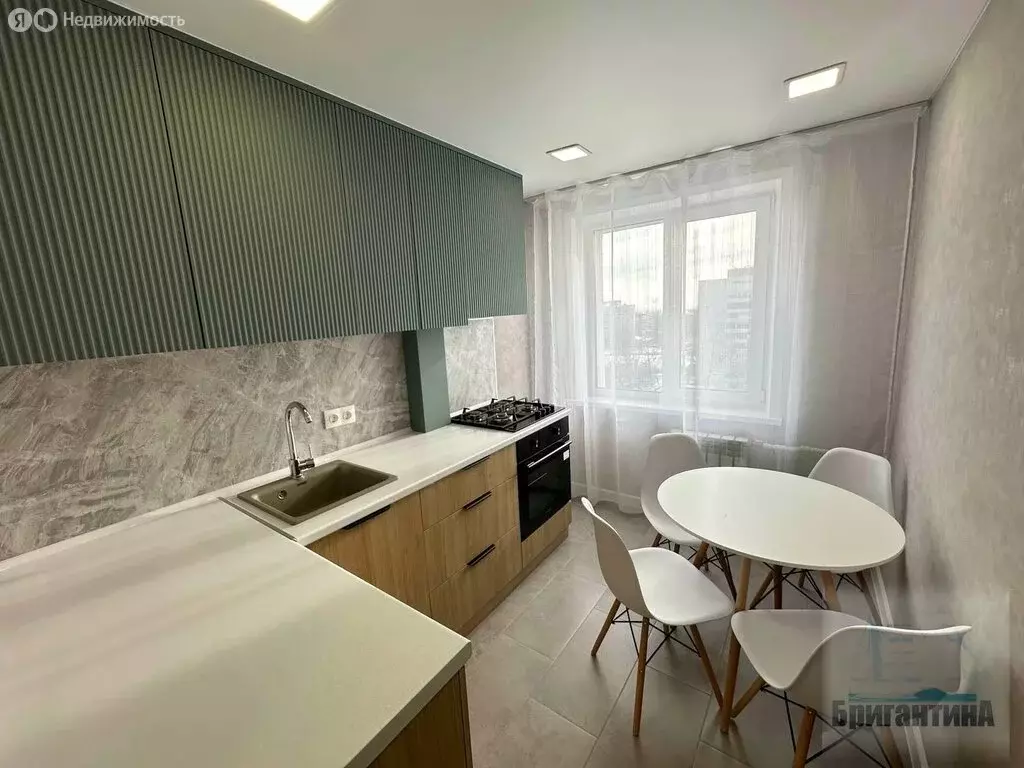 3-комнатная квартира: Самара, проспект Кирова, 230 (58 м) - Фото 1