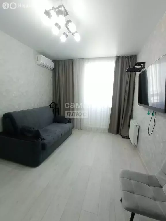 1-комнатная квартира: Волгоград, улица Гаря Хохолова, 9 (28 м) - Фото 1