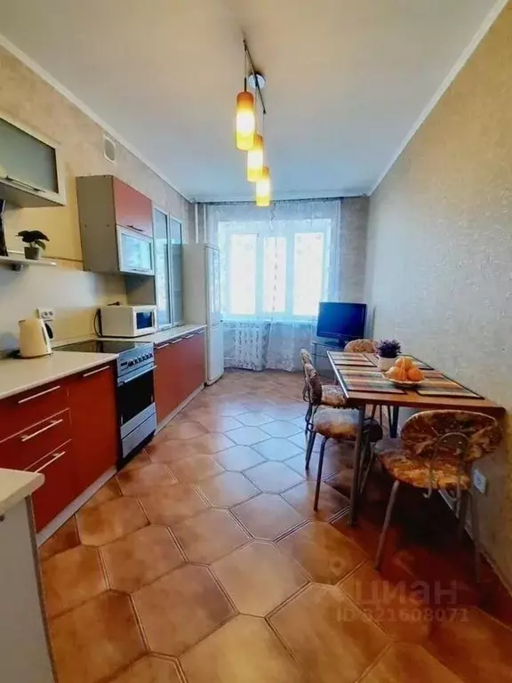 2-к кв. Тюменская область, Тюмень ул. Мельникайте, 125а (72.0 м) - Фото 1