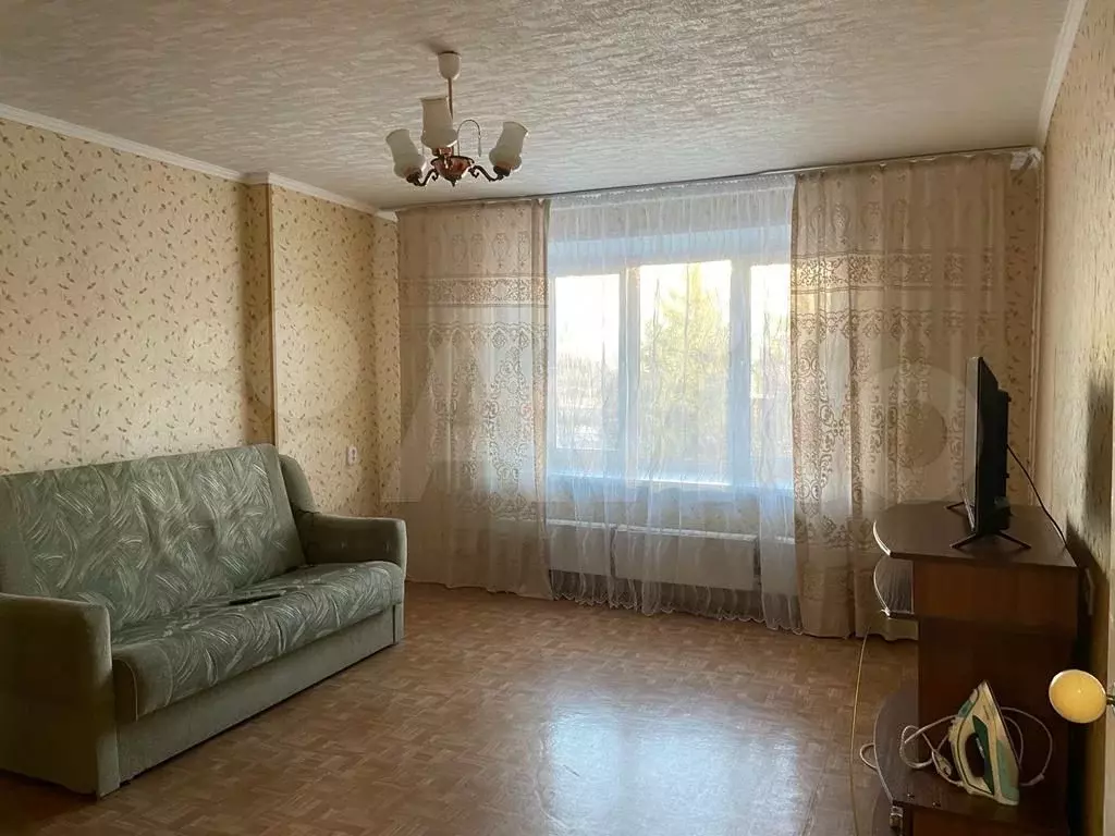 1-к. квартира, 40 м, 2/9 эт. - Фото 0