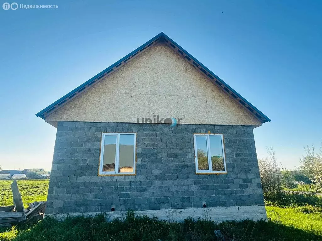 Дом в Иглинский район, Балтийский сельсовет, село Балтика (120 м) - Фото 1