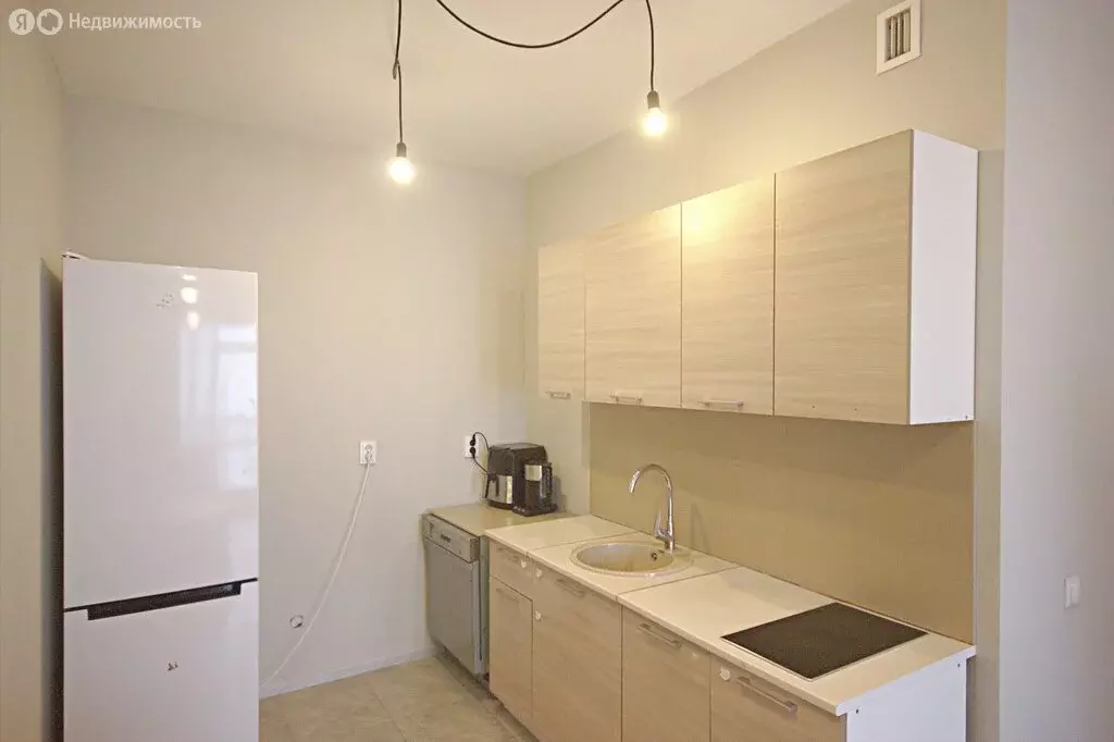 1-комнатная квартира: Екатеринбург, улица Стрелочников, 8А (40.2 м) - Фото 1