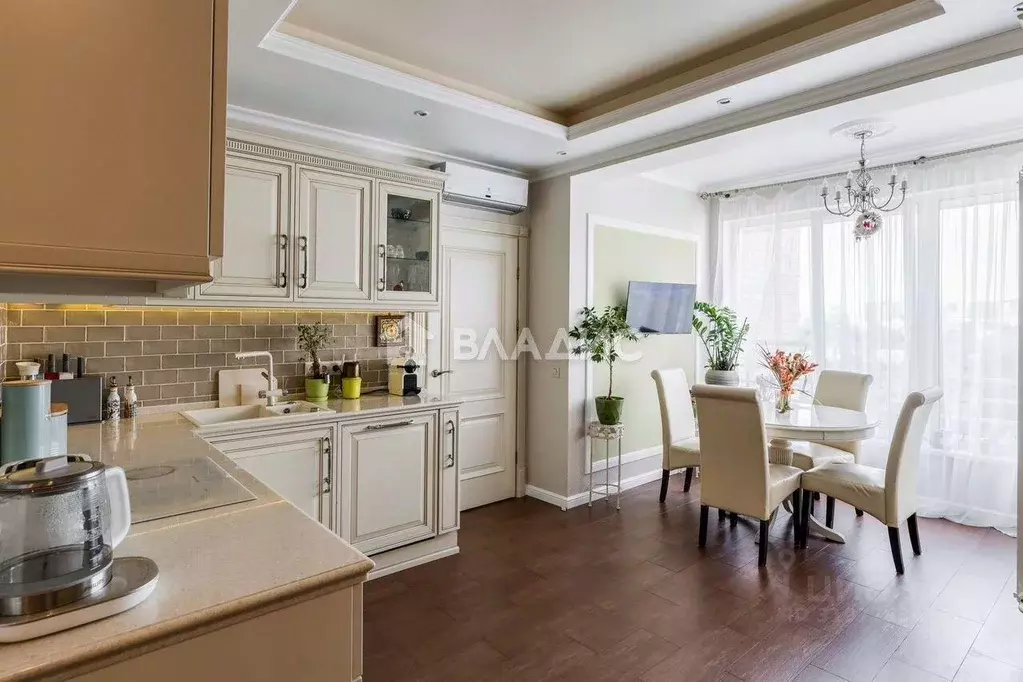 Квартира, 3 комнаты, 74.4 м - Фото 0