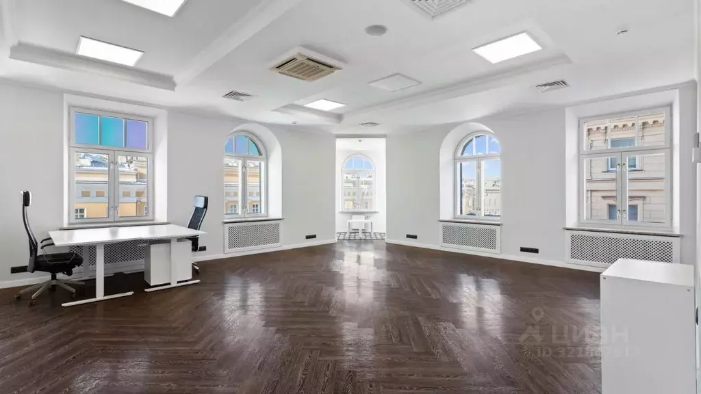 Офис в Санкт-Петербург наб. Реки Мойки, 36 (301 м) - Фото 2